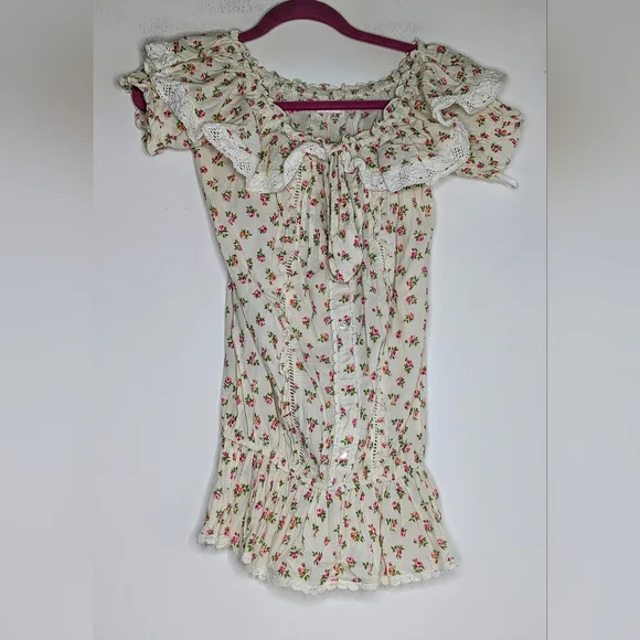 Liz Lisa • Peasant Off-Shoulder Top Size 0 - Picture 1 of 5